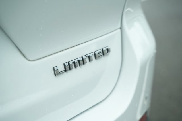 Used 2022 Jeep Grand Cherokee L Limited AWD/4WD image 49