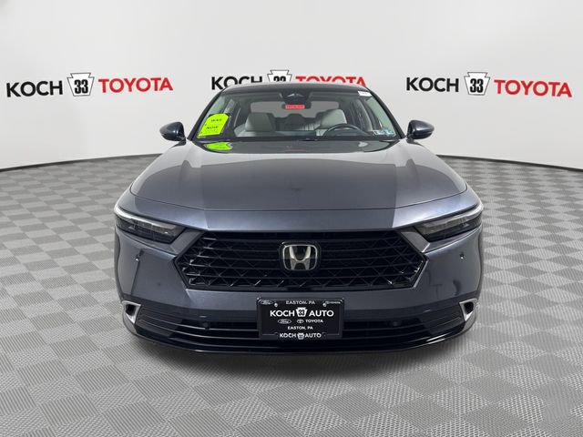 Used 2025 Honda Accord Touring image 9