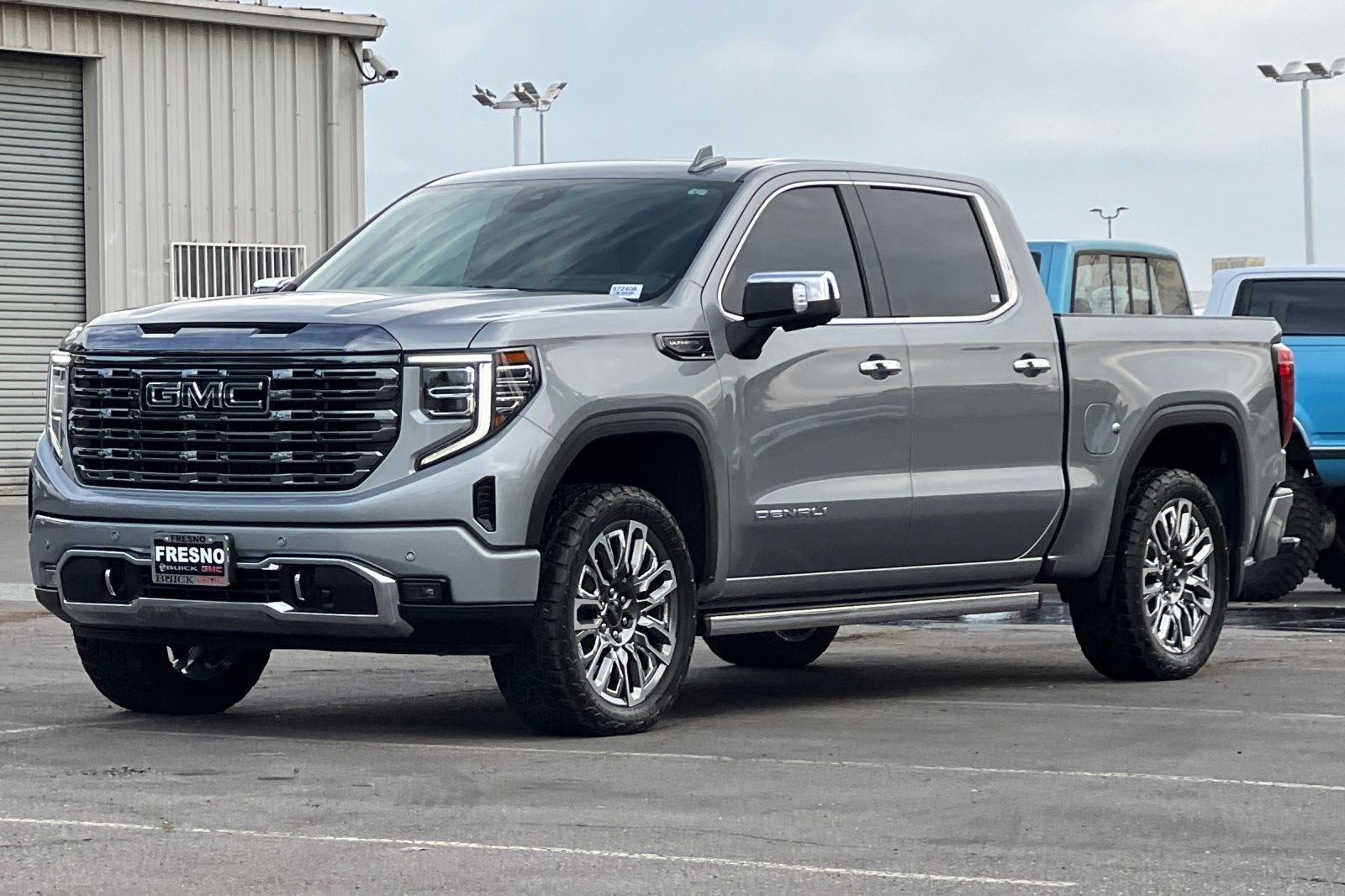 Used 2024 GMC Sierra 1500 Denali Ultimate image 8