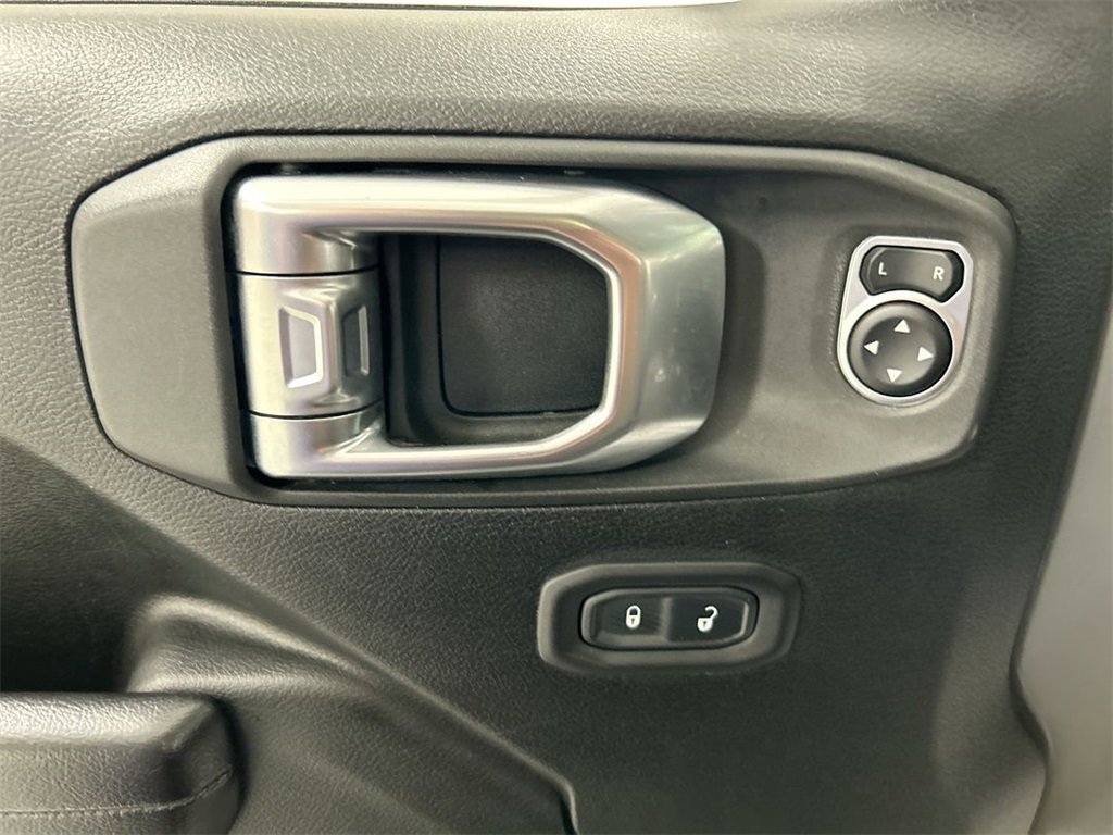 Certified 2020 Jeep Wrangler Unlimited Rubicon image 11
