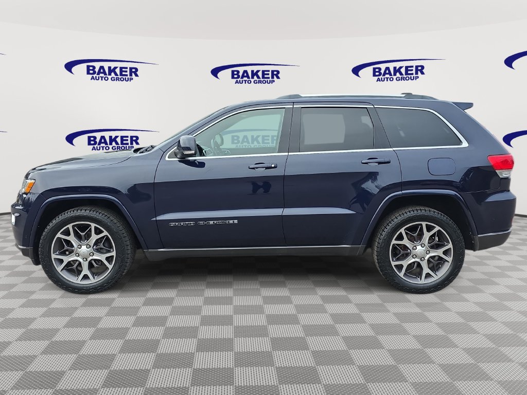 Used 2018 Jeep Grand Cherokee Limited AWD/4WD image 6