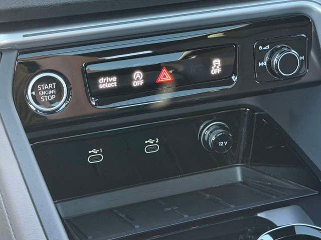 Certified 2025 Audi Q5 Premium Plus AWD/4WD image 32