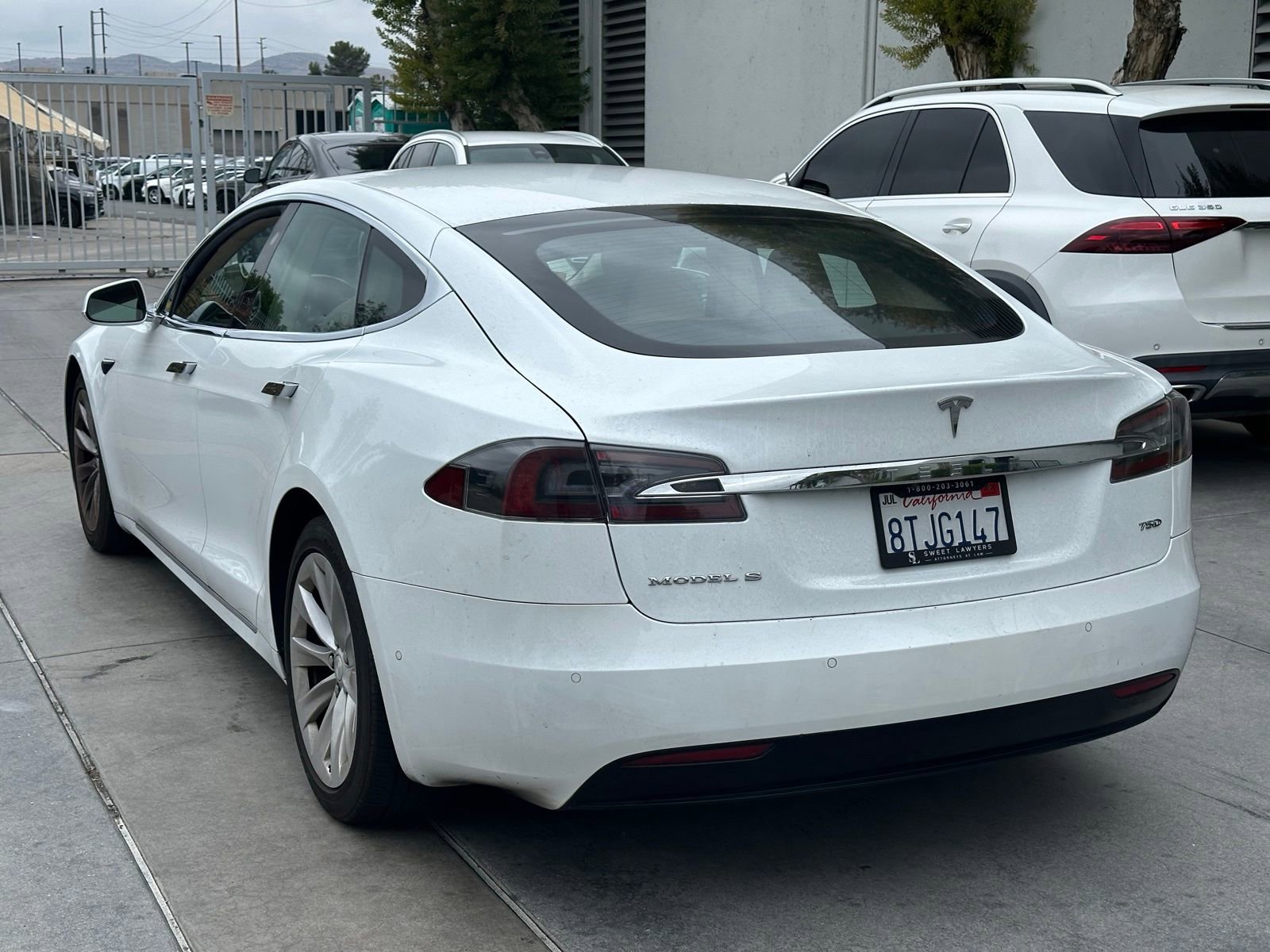 Used 2017 Tesla Model S 75D AWD/4WD image 7