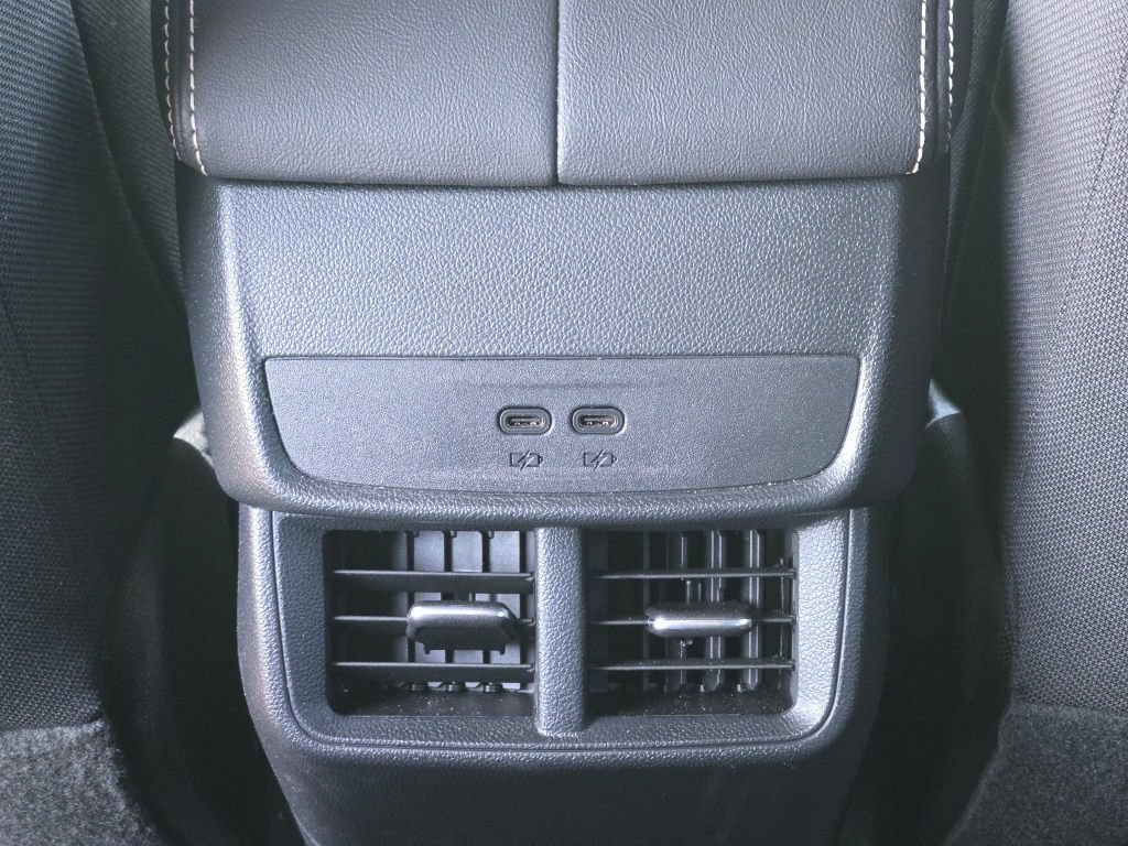 New 2026 GMC Terrain Elevation w/ Technology Package II FWD image 30
