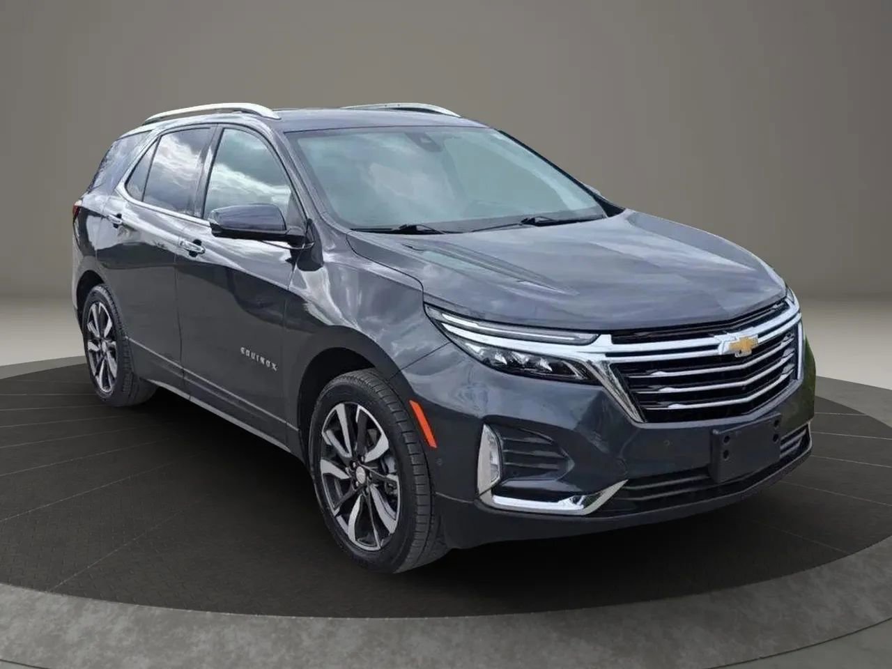 Used 2022 Chevrolet Equinox Premier AWD/4WD image 7