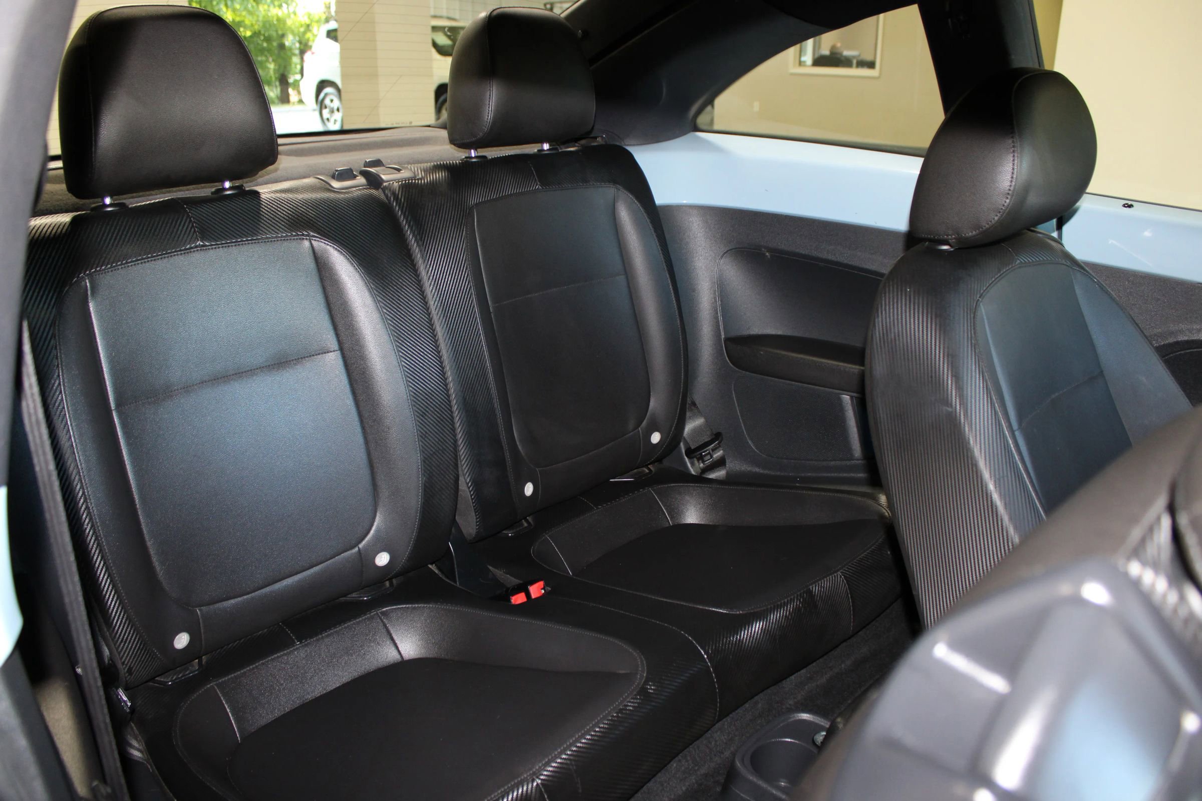 Used 2012 Volkswagen Beetle 2.5 FWD image 25
