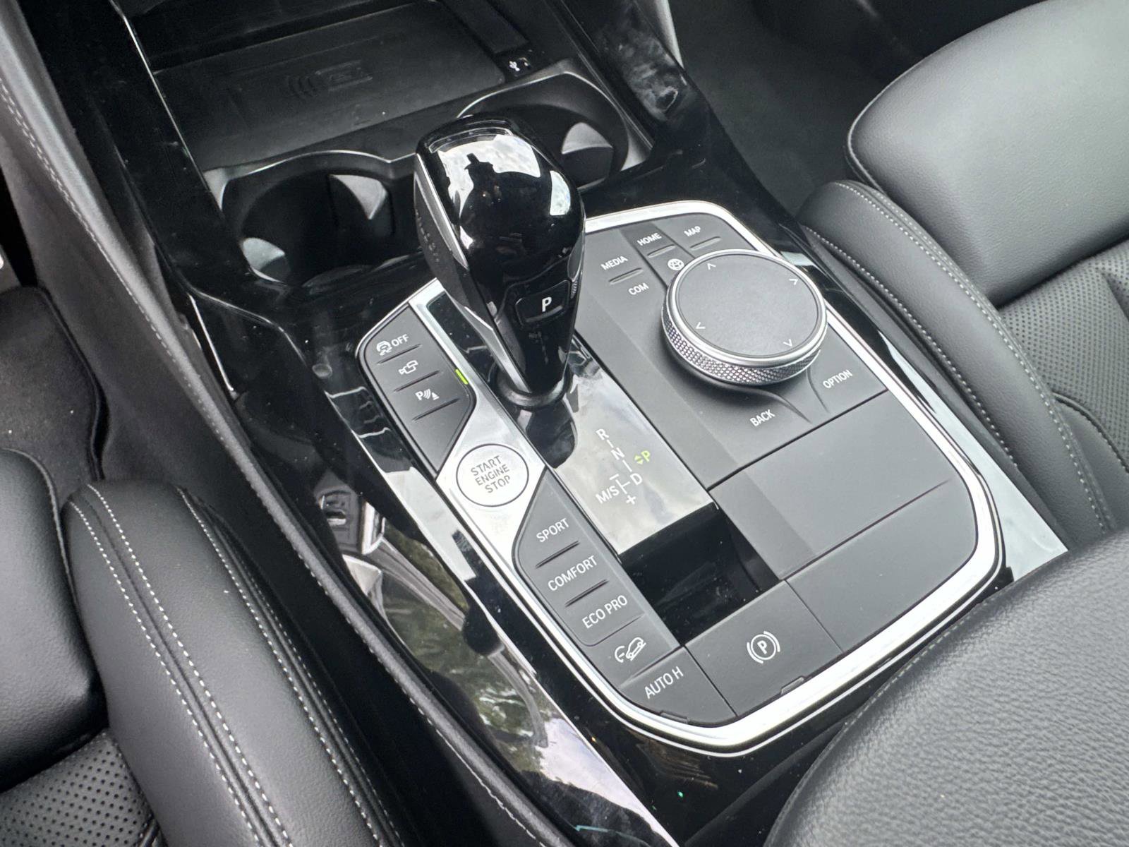 Used 2024 BMW X4 M40i image 25