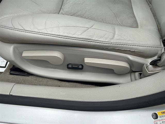 Used 2011 Chevrolet Impala LT w/ Luxury Edition Package FWD image 11
