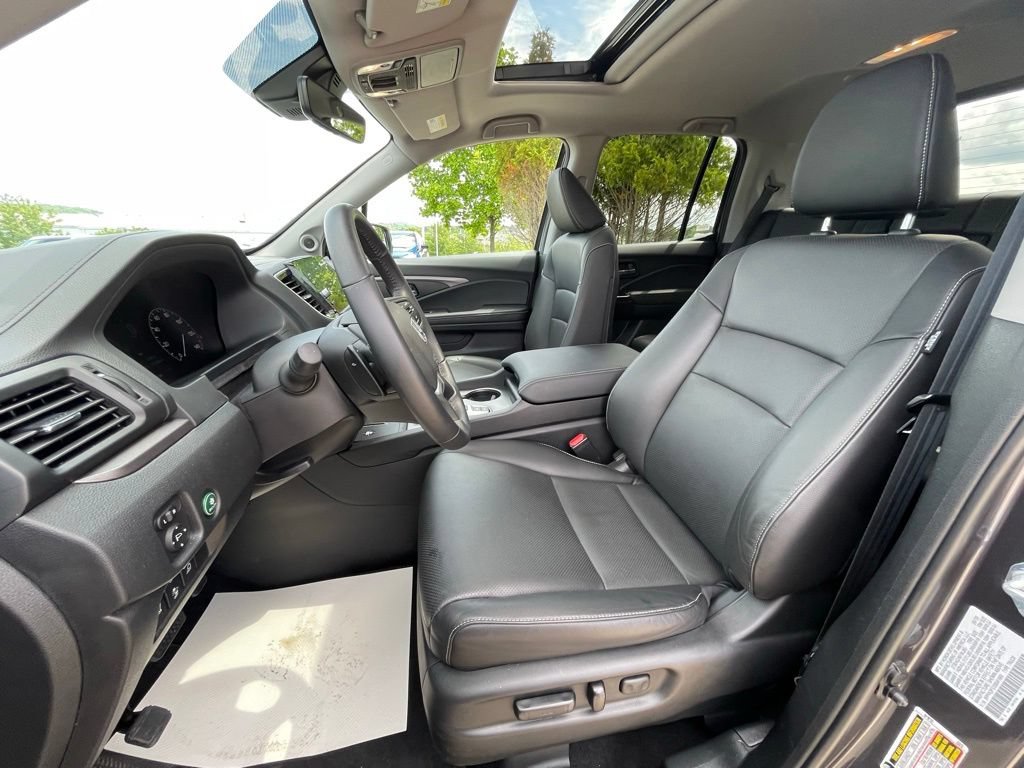 Certified 2025 Honda Ridgeline RTL image 27