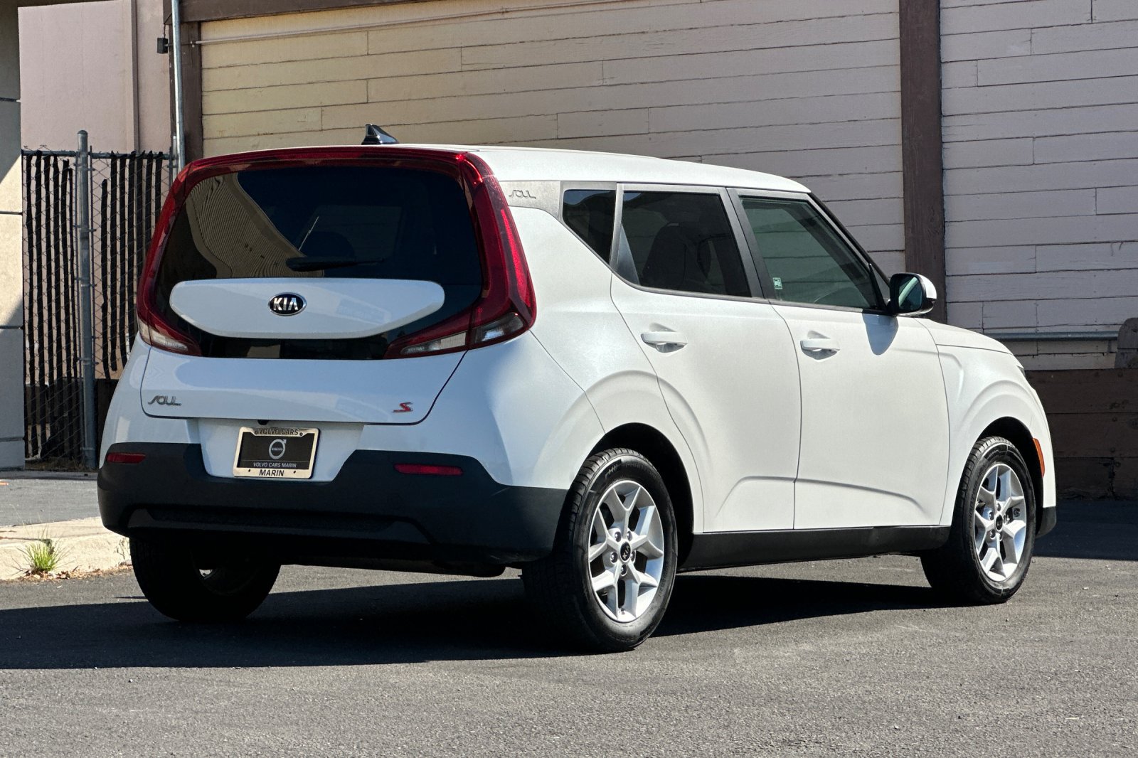 Used 2021 Kia Soul S FWD image 2