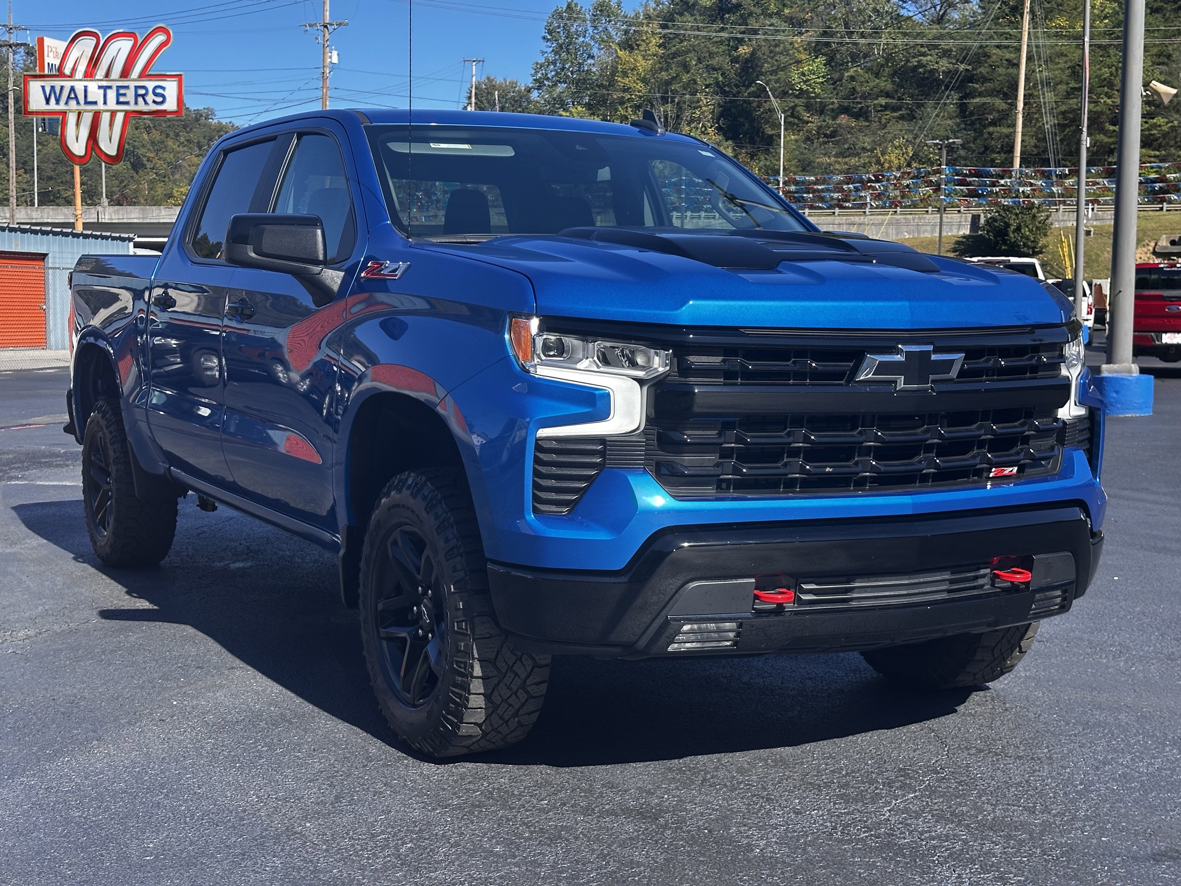Used 2022 Chevrolet Silverado 1500 LT Trail Boss image 1