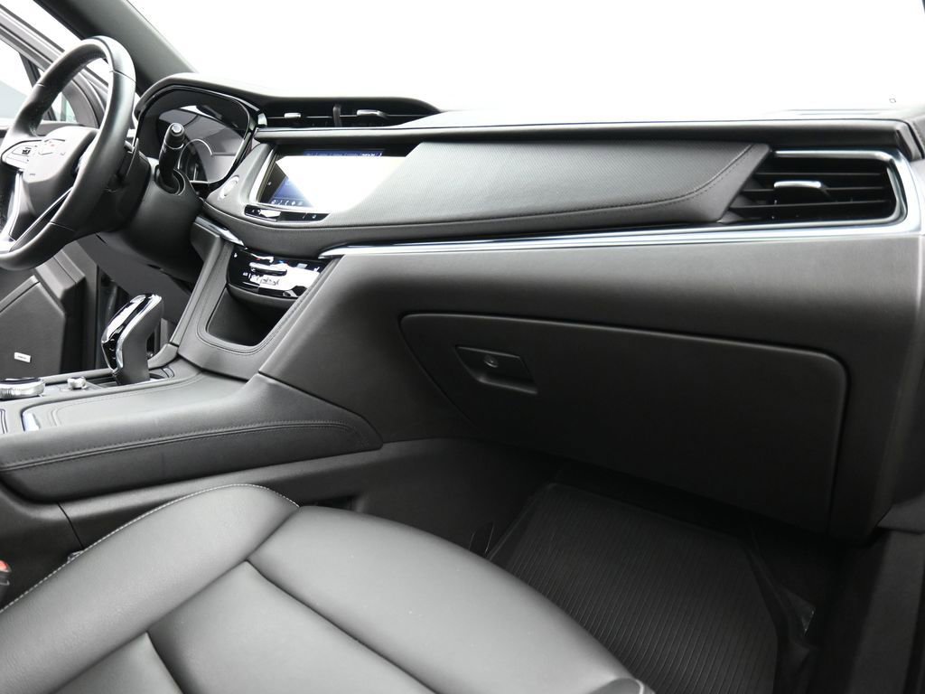Used 2023 Cadillac XT6 Luxury FWD image 21