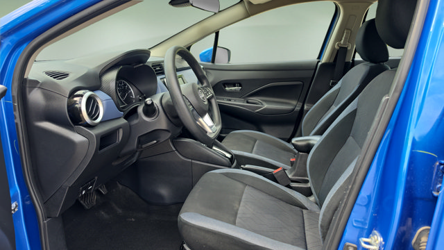 Used 2024 Nissan Versa SV FWD image 42