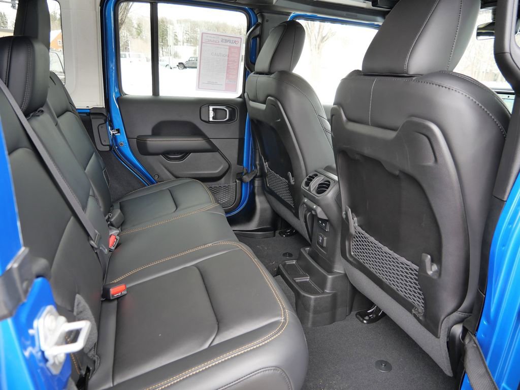 Used 2024 Jeep Wrangler Unlimited Rubicon 392 AWD/4WD image 18