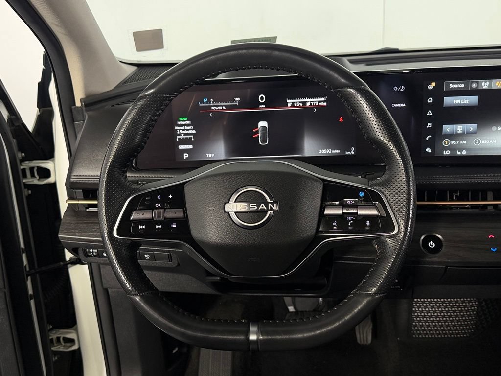 Used 2023 Nissan Ariya AWD image 14