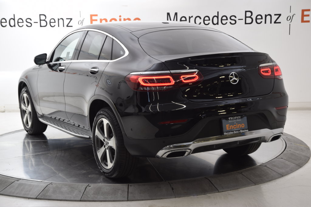 Used 2021 Mercedes-Benz GLC 300 4MATIC Coupe image 4