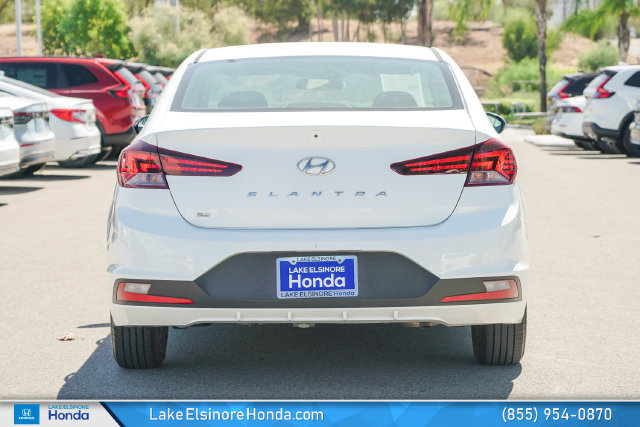 Used 2020 Hyundai Elantra SE w/ Cargo Package (C1) FWD image 10