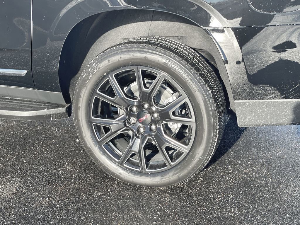 New 2026 GMC Yukon XL Elevation image 39