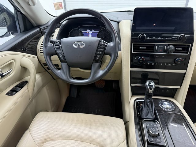 Used 2023 INFINITI QX80 Luxe w/ All-Season Package image 31