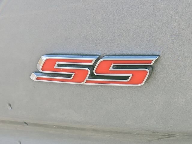 Used 2019 Chevrolet Camaro SS image 36