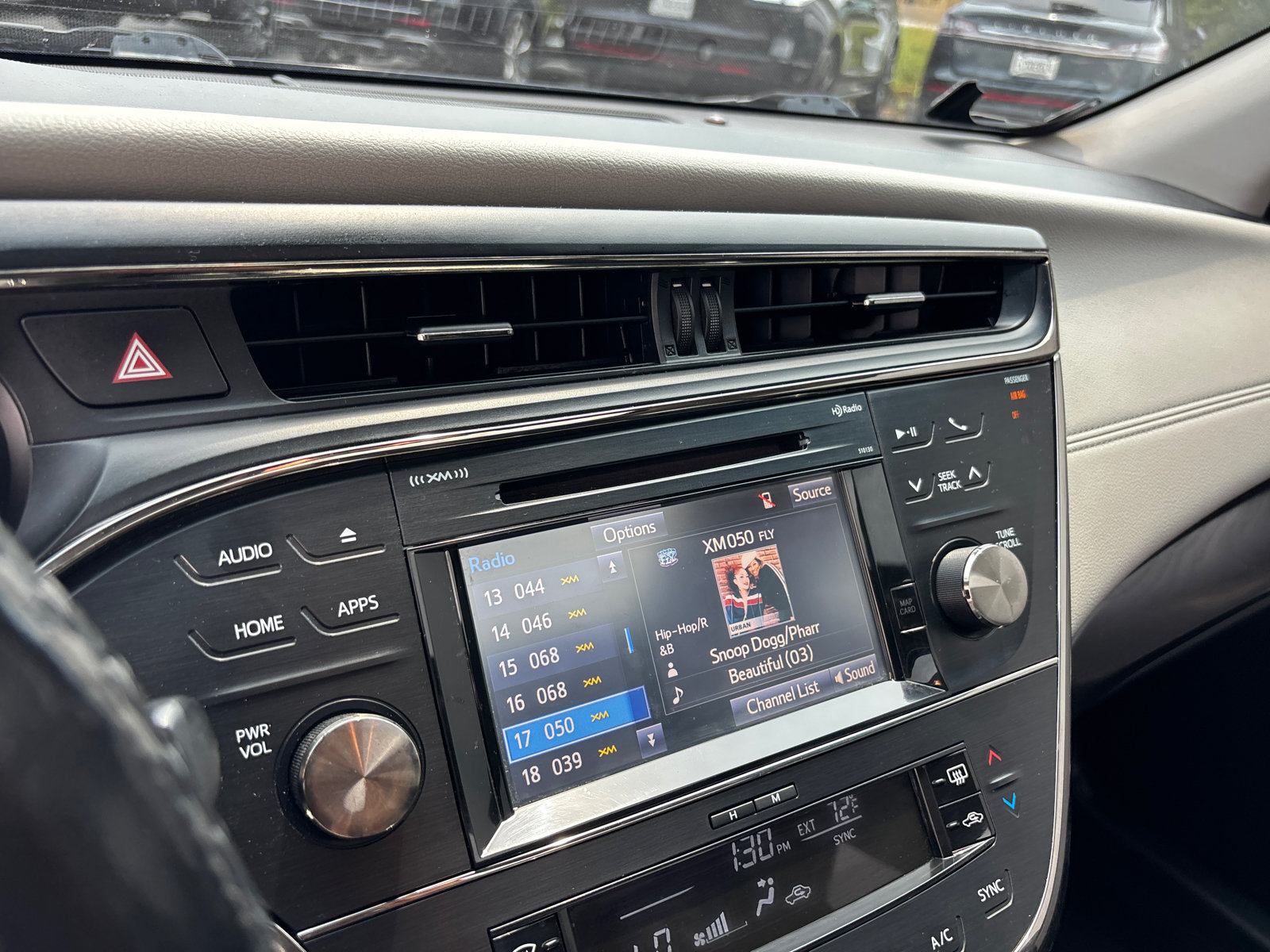 Used 2017 Toyota Avalon XLE Premium w/ Carpet Mat Package FWD image 20