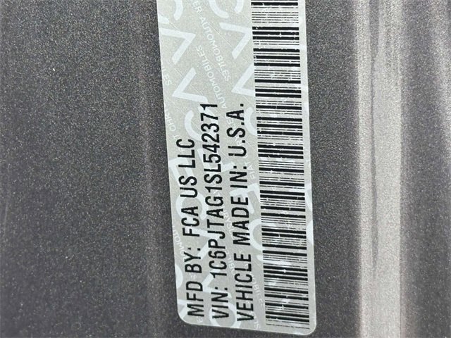 New 2025 Jeep Gladiator Sport image 25