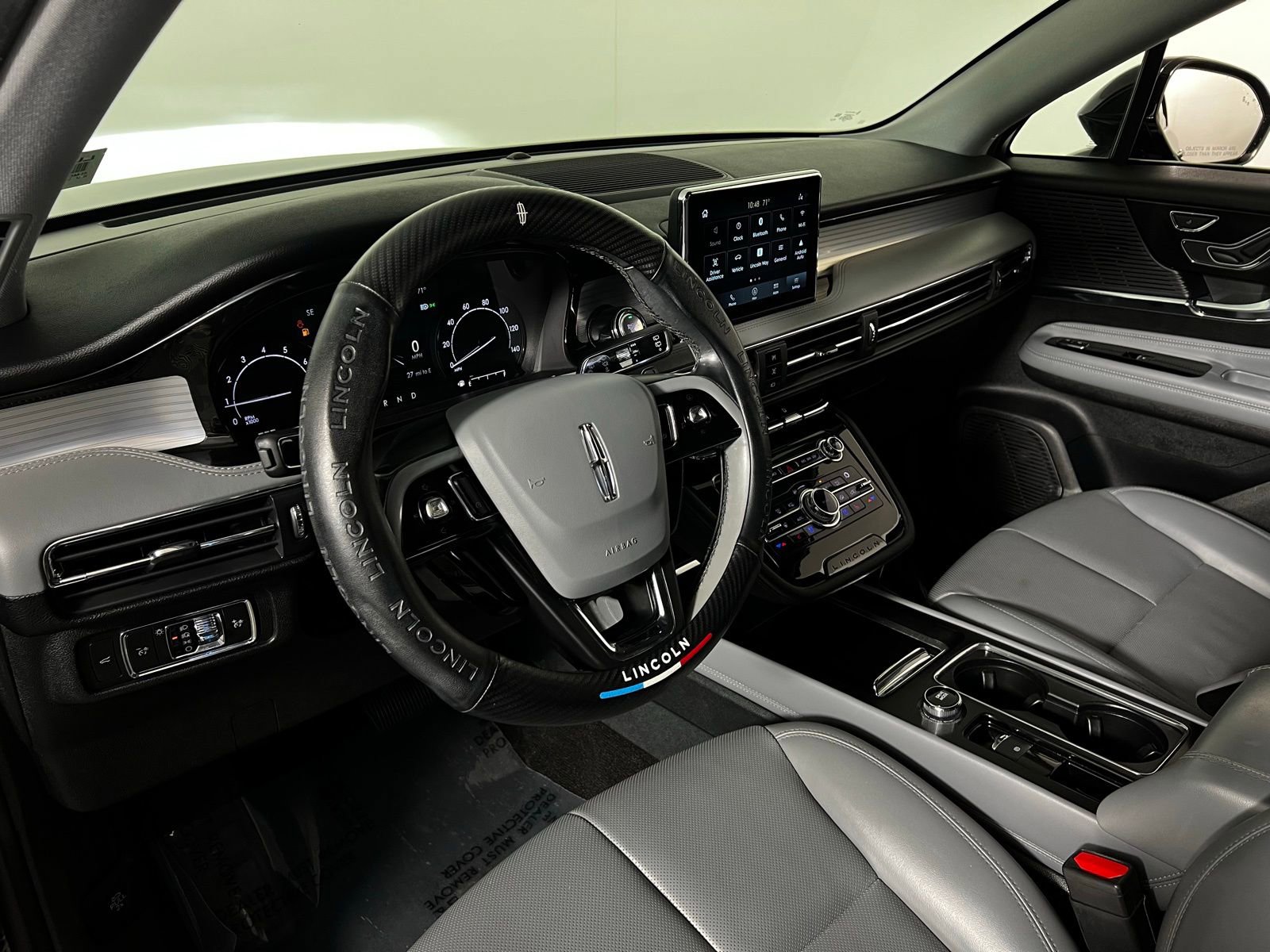 Used 2020 Lincoln Corsair AWD w/ Equipment Group 101A image 12