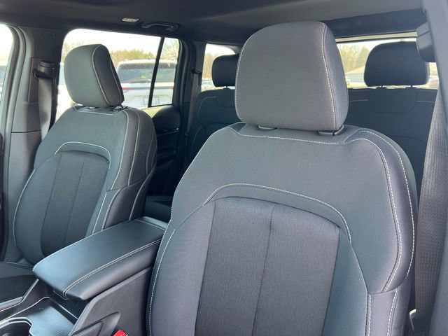 New 2026 Jeep Grand Cherokee Laredo X AWD/4WD image 12