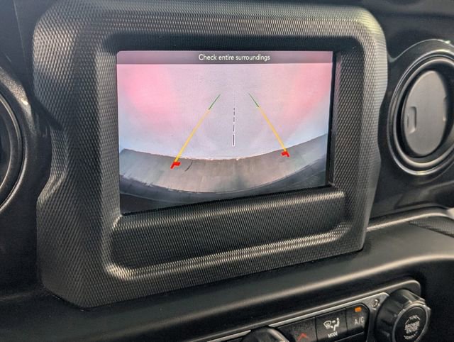 Used 2022 Jeep Wrangler Unlimited Sport image 19