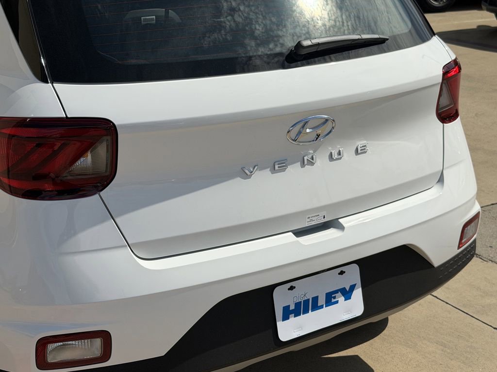New 2026 Hyundai Venue SEL image 6