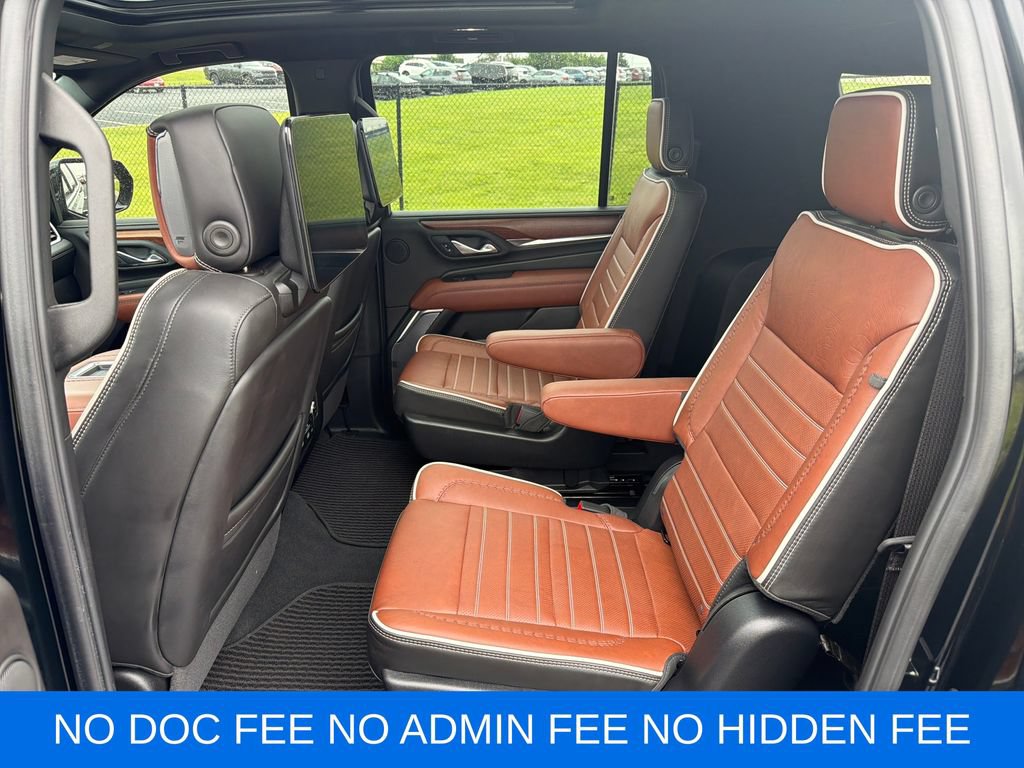 Used 2024 GMC Yukon XL Denali Ultimate AWD/4WD image 28