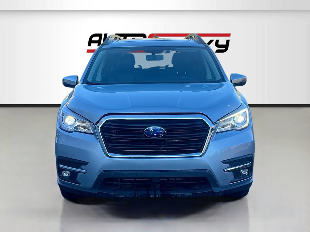 Used 2022 Subaru Ascent Touring AWD/4WD image 2
