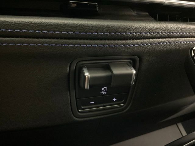 New 2025 Cadillac Escalade IQ Luxury 1 w/ Smart Trailering package image 25