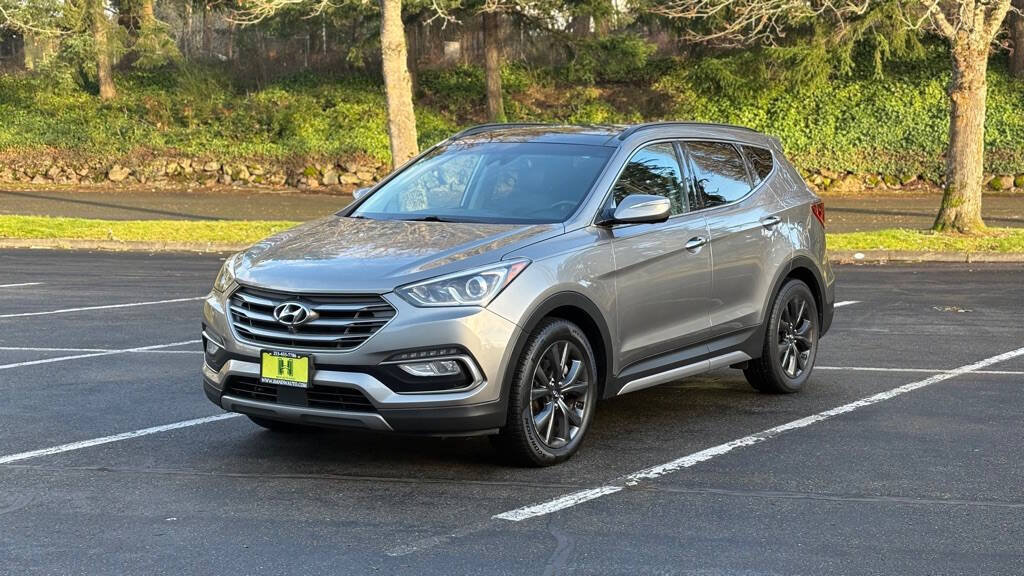 Used 2017 Hyundai Santa Fe Sport w/ 2.0T Ultimate Tech Package 05
