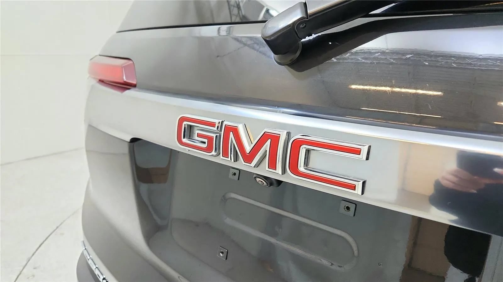Used 2020 GMC Acadia AT4 w/ Driver Alert Package II AWD/4WD image 16