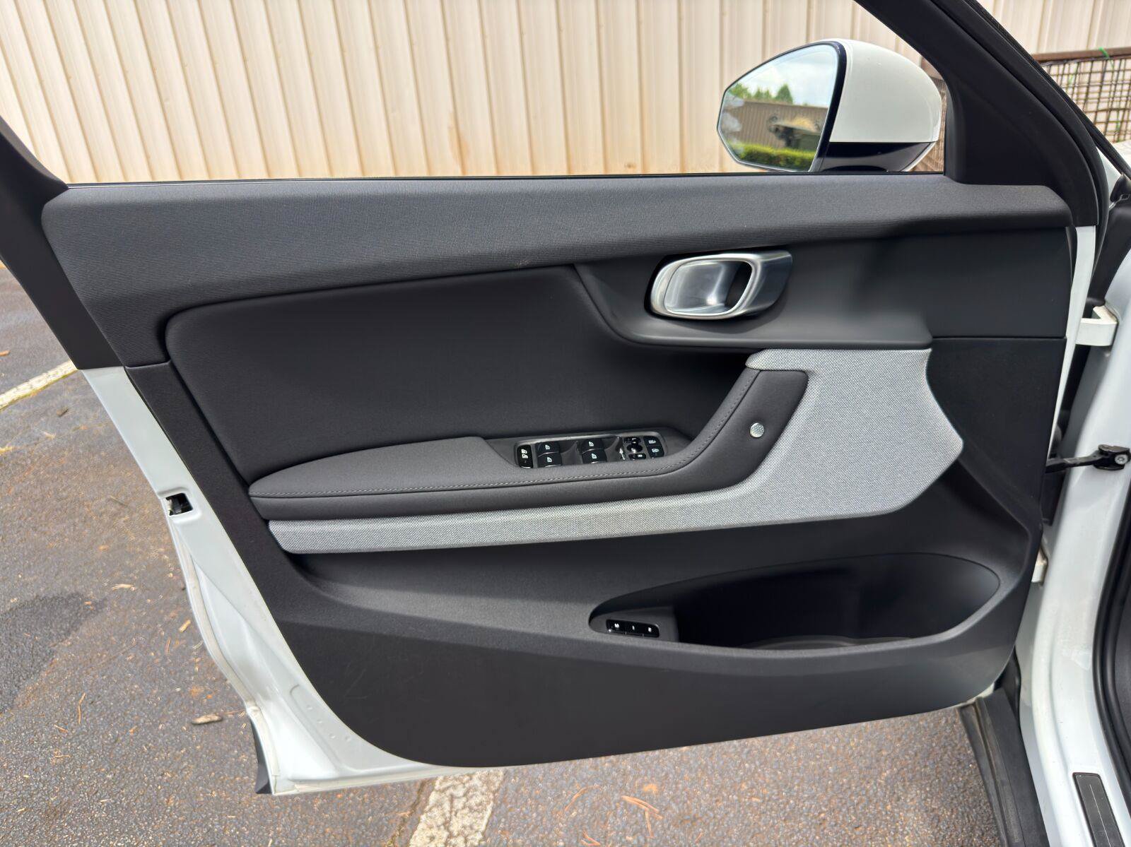 Used 2021 Polestar Polestar 2 AWD/4WD image 38