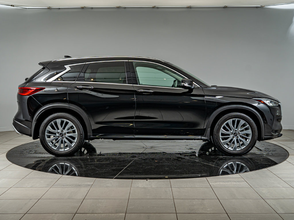 Used 2023 INFINITI QX50 Luxe AWD/4WD image 4