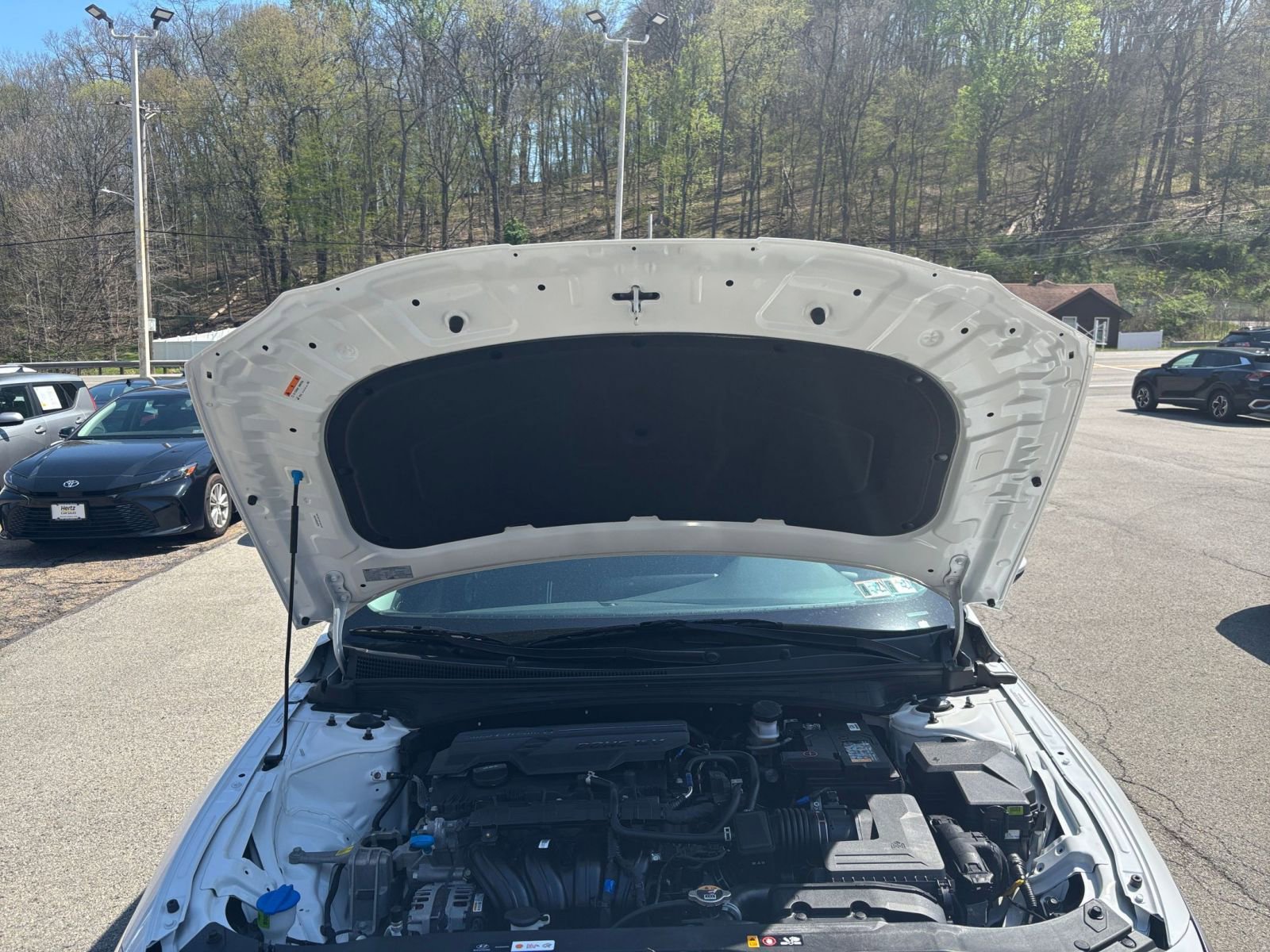 Used 2025 Hyundai Elantra SEL FWD image 34