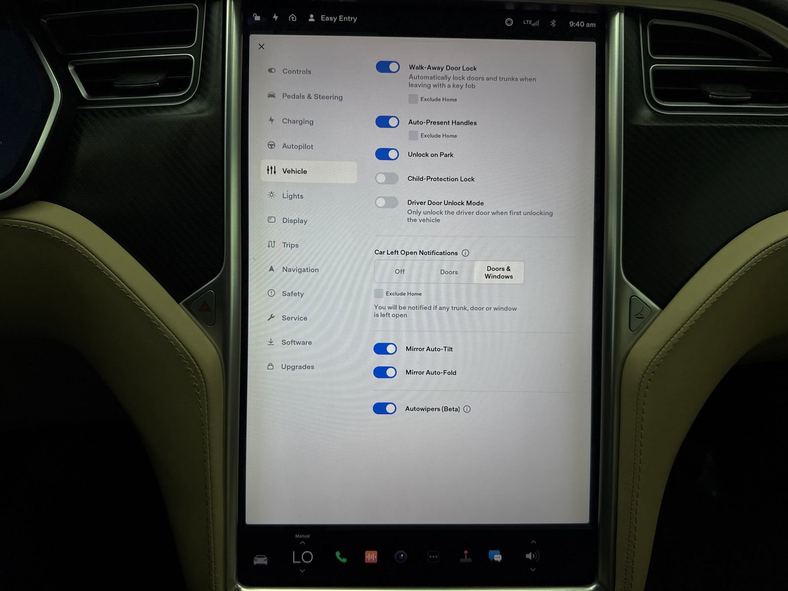 Used 2017 Tesla Model S 75 image 28