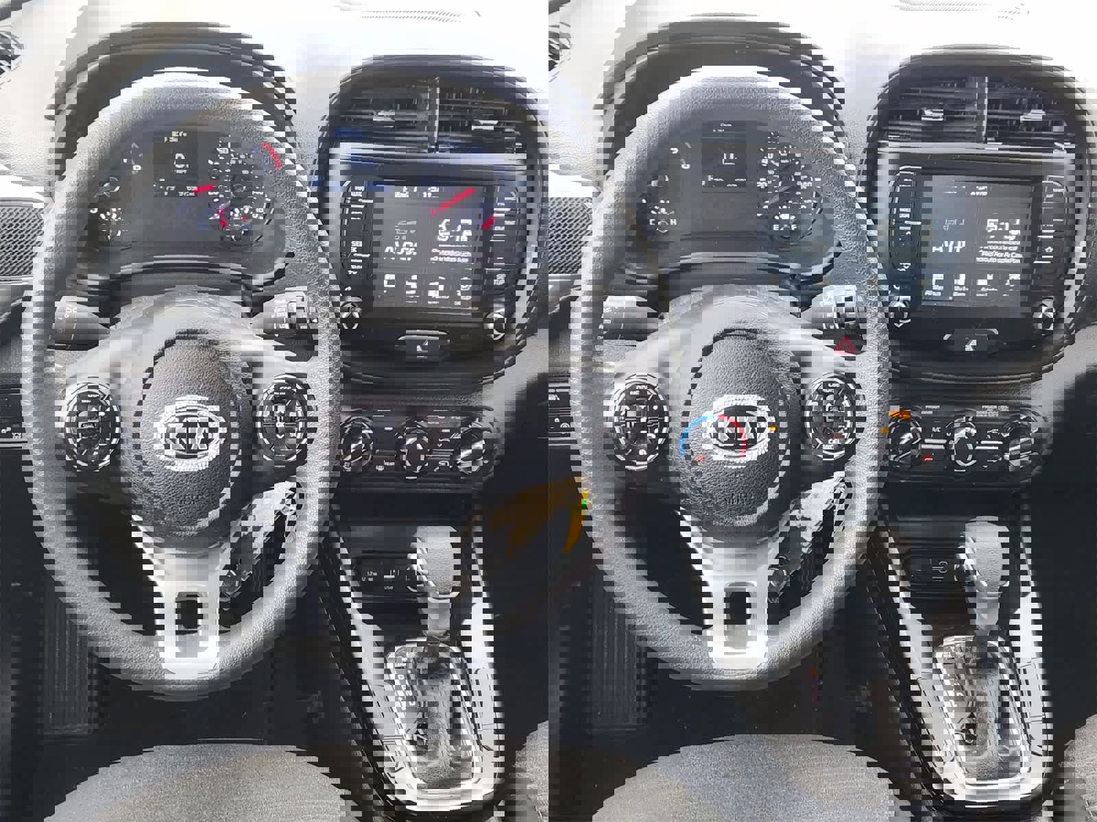 Used 2020 Kia Soul S image 25