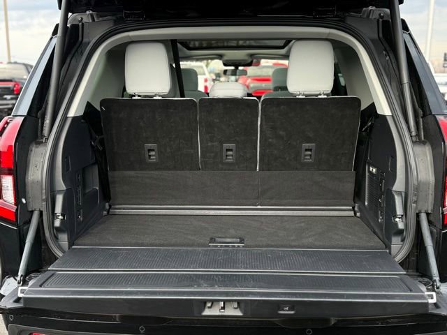 Certified 2025 Ford Expedition Platinum image 28