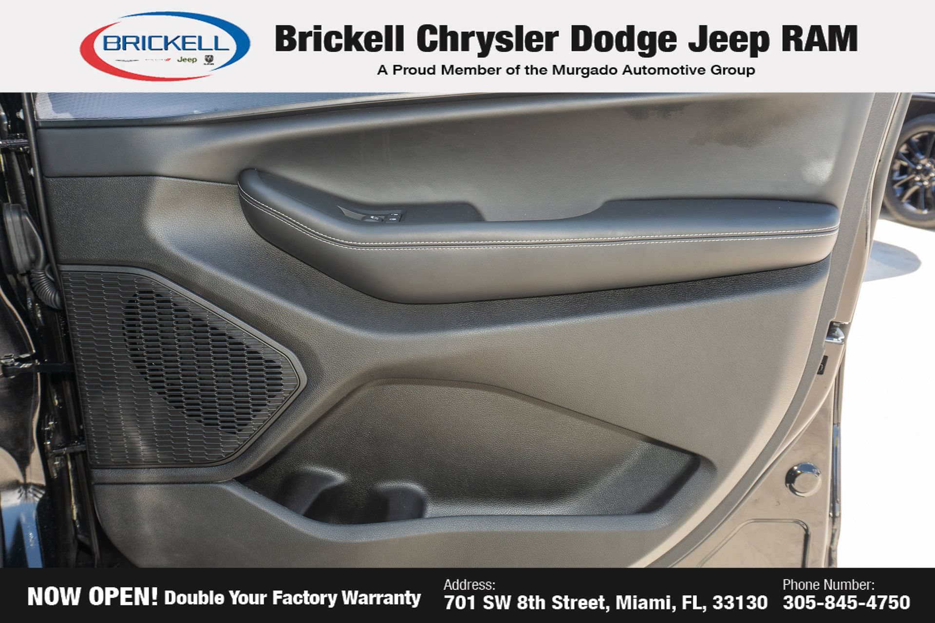 Used 2025 Jeep Grand Cherokee L Altitude AWD/4WD image 18
