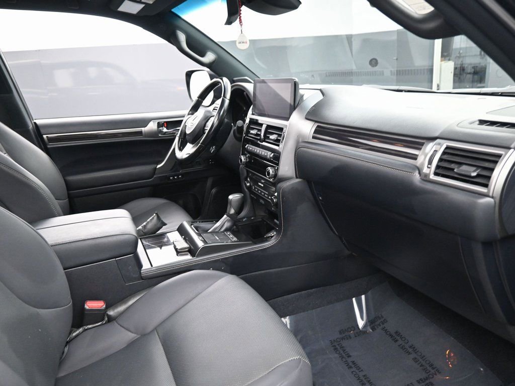 Used 2022 Lexus GX 460 Premium w/ Premium Plus Package image 38