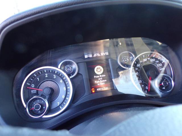 Used 2023 RAM 2500 Big Horn w/ Night Edition image 9