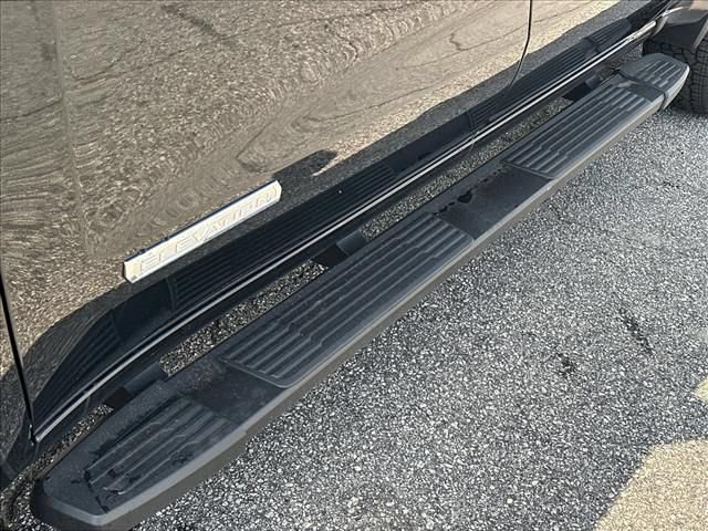 New 2026 GMC Sierra 1500 Elevation w/ Elevation Premium Package AWD/4WD image 19