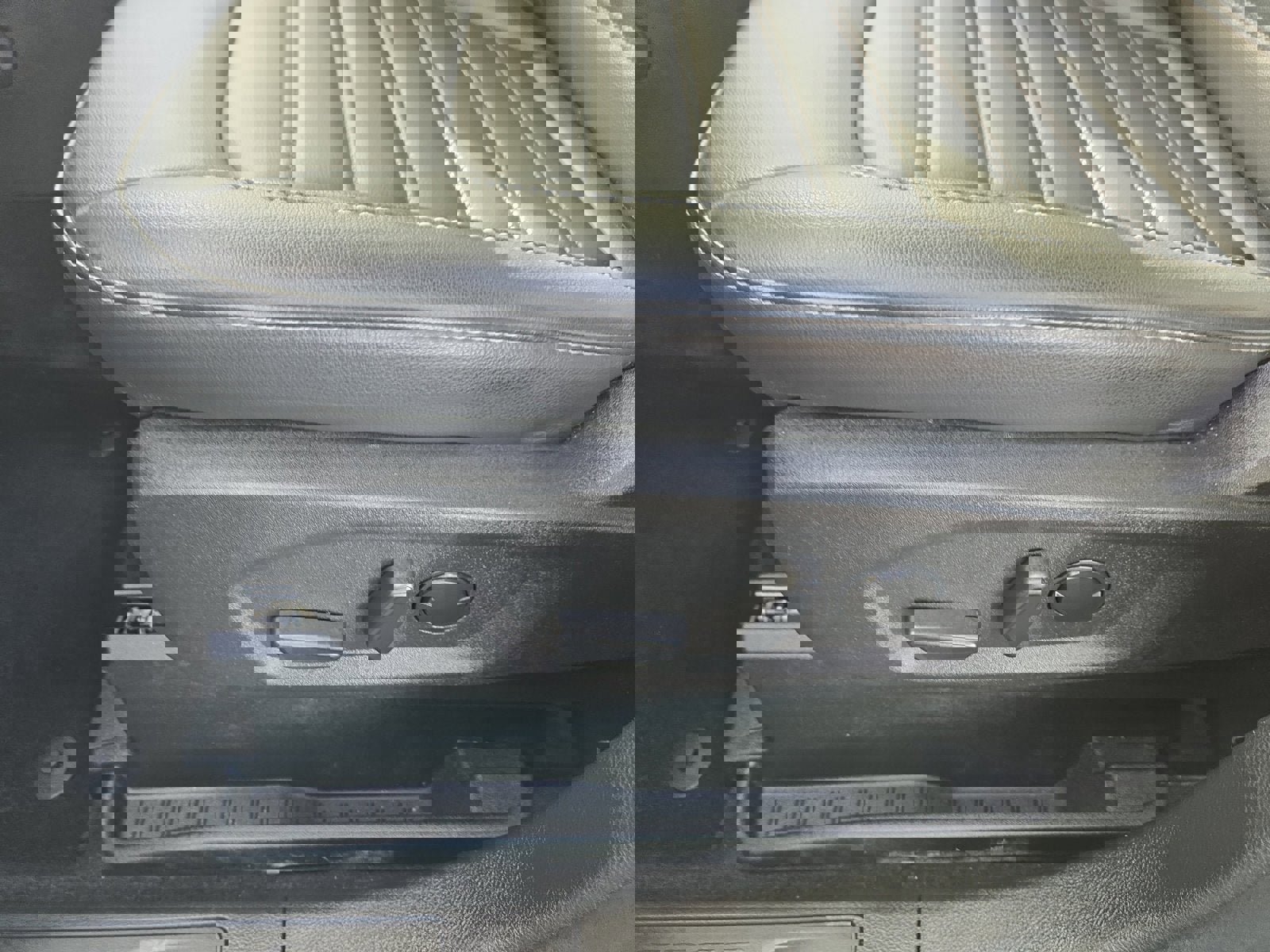 Certified 2022 Ford Edge SEL w/ Convenience Package image 12