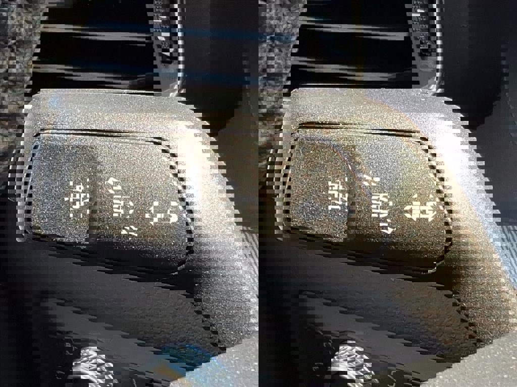 Certified 2022 Ford Explorer XLT w/ Equipment Group 202A image 24