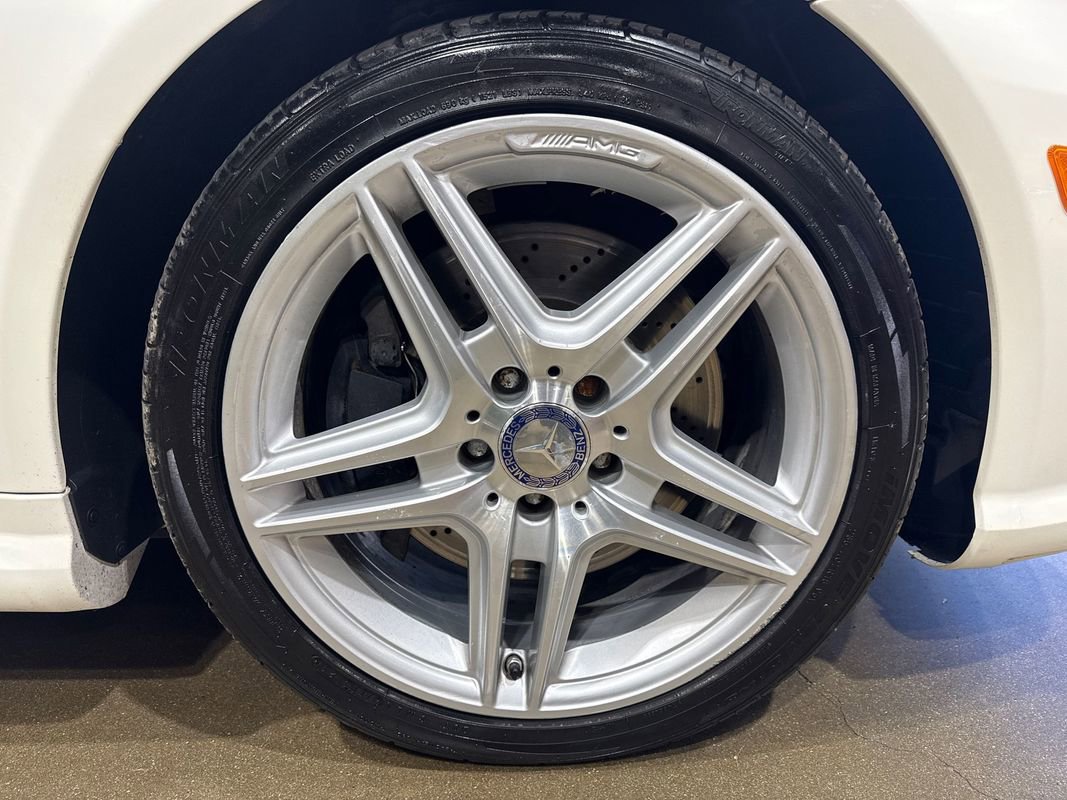 Used 2011 Mercedes-Benz E 550 Cabriolet image 97