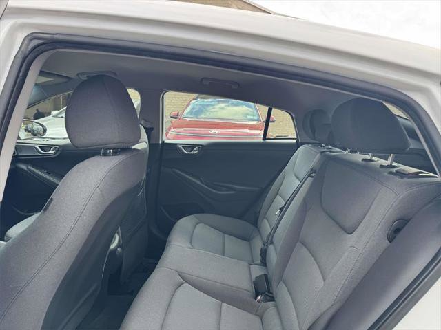 Used 2021 Hyundai Ioniq SE image 9