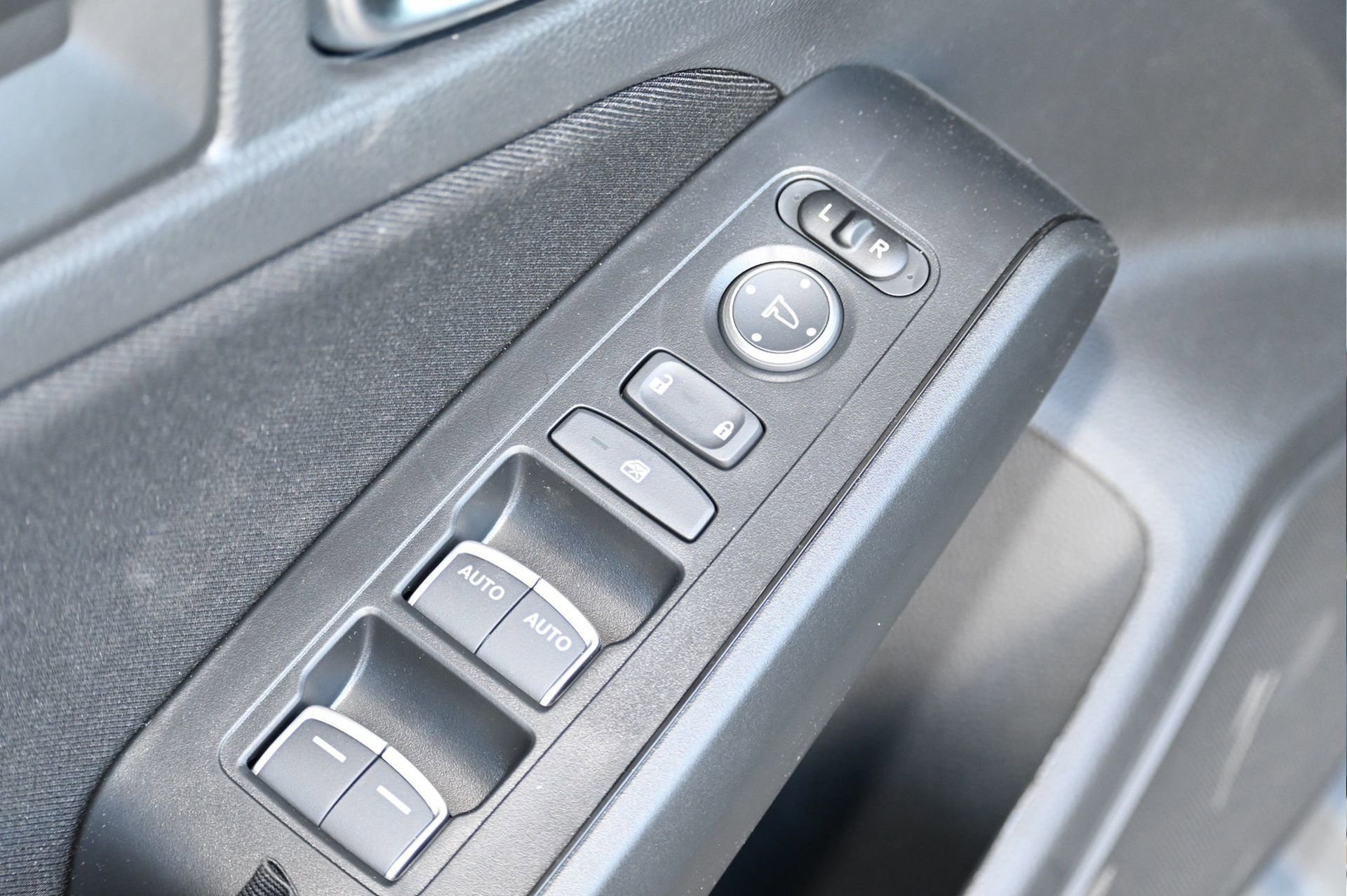 New 2025 Honda Civic Sport image 17